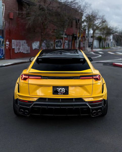 Kit carrosserie large style 1016 pour Lamborghini Urus, kit carrosserie en fibre de carbone avec lèvre avant, diffuseur, spoiler, capot, état neuf - Product Image 4
