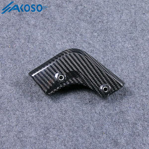 Panel lateral izquierdo del motor de la motocicleta de fibra de carbono seco AKOSO <span class=keywords><strong>1290</strong></span> <span class=keywords><strong>Super</strong></span> <span class=keywords><strong>Duke</strong></span> 3K para KTM <span class=keywords><strong>1290</strong></span> <span class=keywords><strong>Super</strong></span> <span class=keywords><strong>Duke</strong></span> R 2020 2021 <span class=keywords><strong>2022</strong></span> 2023 2024 - Product Image 2