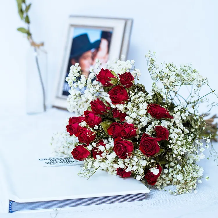 Giá Bán Buôn Hoa Hồng Khô Bình Coeur Vase Rouge Bouquet Rose