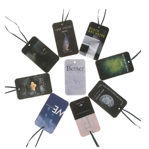 Vente en gros de désodorisant de voiture de forme ronde avec logo personnalisé <span class=keywords><strong>cintre</strong></span> en papier absorbant longue durée désodorisant de carte de parfum - Product Image 2