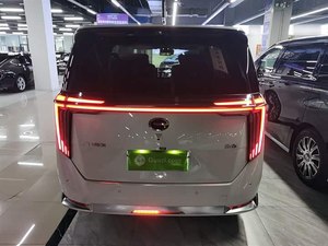 GAC Trumpchi M8 2025 Qiankun Ultra First Class Huawei Joint Creation - MPV di Lusso Usato - Product Image 5