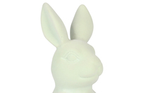 Ornement de lapin de Pâques en polystyrène tenant un oeuf bleu pour la décoration de la maison de printemps