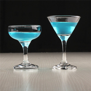 <span class=keywords><strong>Verre</strong></span> à vin personnalisé en cristal coloré, peint, à longue tige, grande capacité 230 ml, design moderne, pour la maison et le commerce, vente en gros - Product Image 5