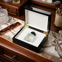 Cadeau de luxe fait à la main personnalisé emballage en bois noir avec couvercle boîtes laquées emballage pour parfum chocolat cigare safran montre