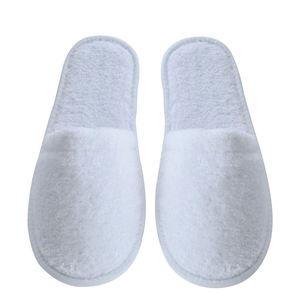 Chaussons de bain personnalisés blancs à bout ouvert, confortables et doux, pour hôtel, jetables, avec logo et matériau personnalisés - Product Image 1