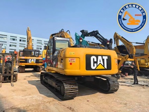 รถขุดตีนตะขาบ CAT 320D สภาพดี ใช้งานได้ปกติ พร้อมบุ้งขุด  เครื่องจักรก่อสร้างมือสอง - Product Image 4