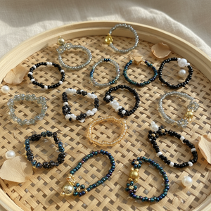Pulseira Feminina Artesanal DIY de Plástico Multicamadas com Contas de Lucite, Estilo Boêmio Europeu, Dourada, Preta e Branca, Atacado - Product Image 5