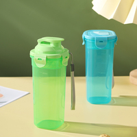Bouteille d'eau en plastique 500ml avec filtre, sans BPA, bon marché