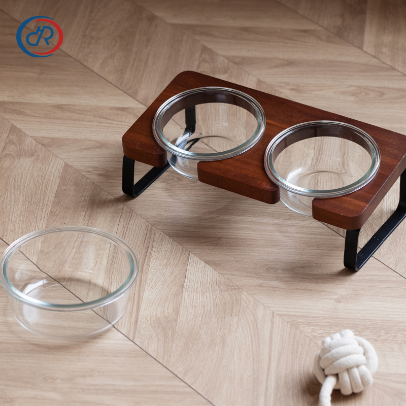 Glass bowl