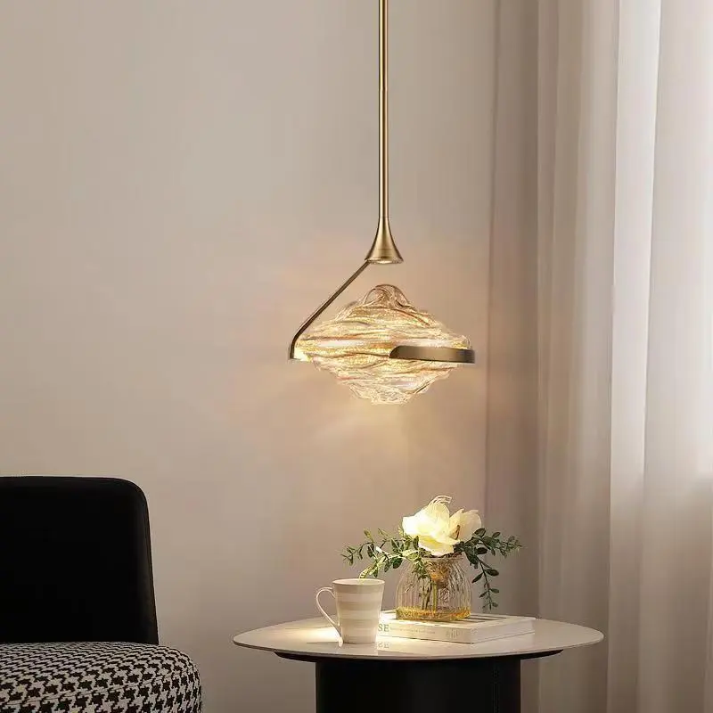 Fabrika toptan İskandinav basit yeni tasarım cam küre sarkık aydınlatma Amber avize Led kolye lamba ışığı yemek odası için