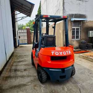 Montacargas Toyota 25, 2.5t, 2 Etapas, 2.5ton, 3ton, 3.5t, 4t, 5t, 16t, <span class=keywords><strong>30t</strong></span>, Diésel/Gasolina - Product Image 1