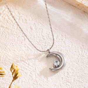 XL170, conjunto de puntas de luna creciente delicada para mujer, colgante de cristal, collar de acero inoxidable ajustable, cadena, joyería de moda para - Product Image 4