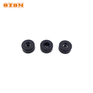 Rouleau amortisseur de montage de réservoir de carburant de moto OTOM SX SXF XC XCW EXC EXCF 50 85 125 250 450 <span class=keywords><strong>500</strong></span> pour KTM HUS QVARNA <span class=keywords><strong>GASGAS</strong></span> - Product Image 4