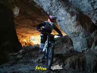 Précommande sur réservation privée Moto électrique tout-terrain Surron 78V 45AH pour adultes 24000W Sur Ron Light Bee 2.0 Moto tout-terrain électrique