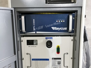 LaserMen-5-en-1, máquina de soldadura, corte y limpieza láser de fibra continua de doble onda con sistema de refrigeración por agua - Product Image 2