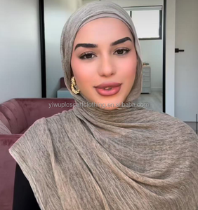 Groothandel Rayon <span class=keywords><strong>Crinkle</strong></span> Hijabs Hete Verkoop Moslim 100% Rayon Rimpel Hijabs Voor Dagelijkse Vrouwen Dragen - Product Image 1