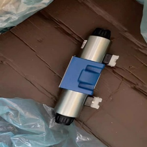 Válvulas de Control Hidráulico de 4 Vías R901278744 Solenoide Direccional 4WE10J5X/EG24N9K4/M 4WE10J para Excavadora y Grúa - Product Image 5