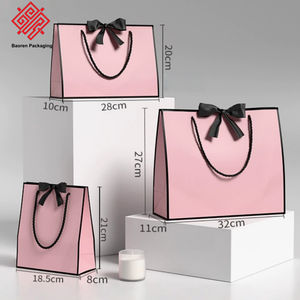 Sac de shopping en papier kraft Baoren avec votre propre logo, sac d'emballage en papier pour bijoux, sac cadeau de luxe recyclable en papier artistique - Product Image 1