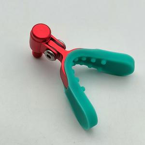 ที่วางคันเบ็ดตกปลา Boyuan อลูมิเนียมอัลลอยด์แบบพับได้ สีแดง พร้อมปลอกกันลื่น สำหรับใช้บนเรือ - Product Image 1