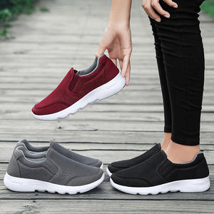 Scarpe Casual da <span class=keywords><strong>donna</strong></span> con lacci alla moda scarpe da ginnastica con cuscino rosso scarpe da ginnastica da <span class=keywords><strong>donna</strong></span> scarpe comode da <span class=keywords><strong>donna</strong></span> - Product Image 5