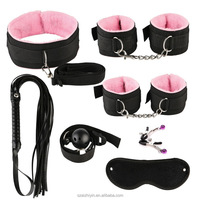 Ensemble de jouets érotiques pour adultes rose, équipement de bondage BDSM comprenant des menottes, des pinces pour les tétons, une masque pour les couples