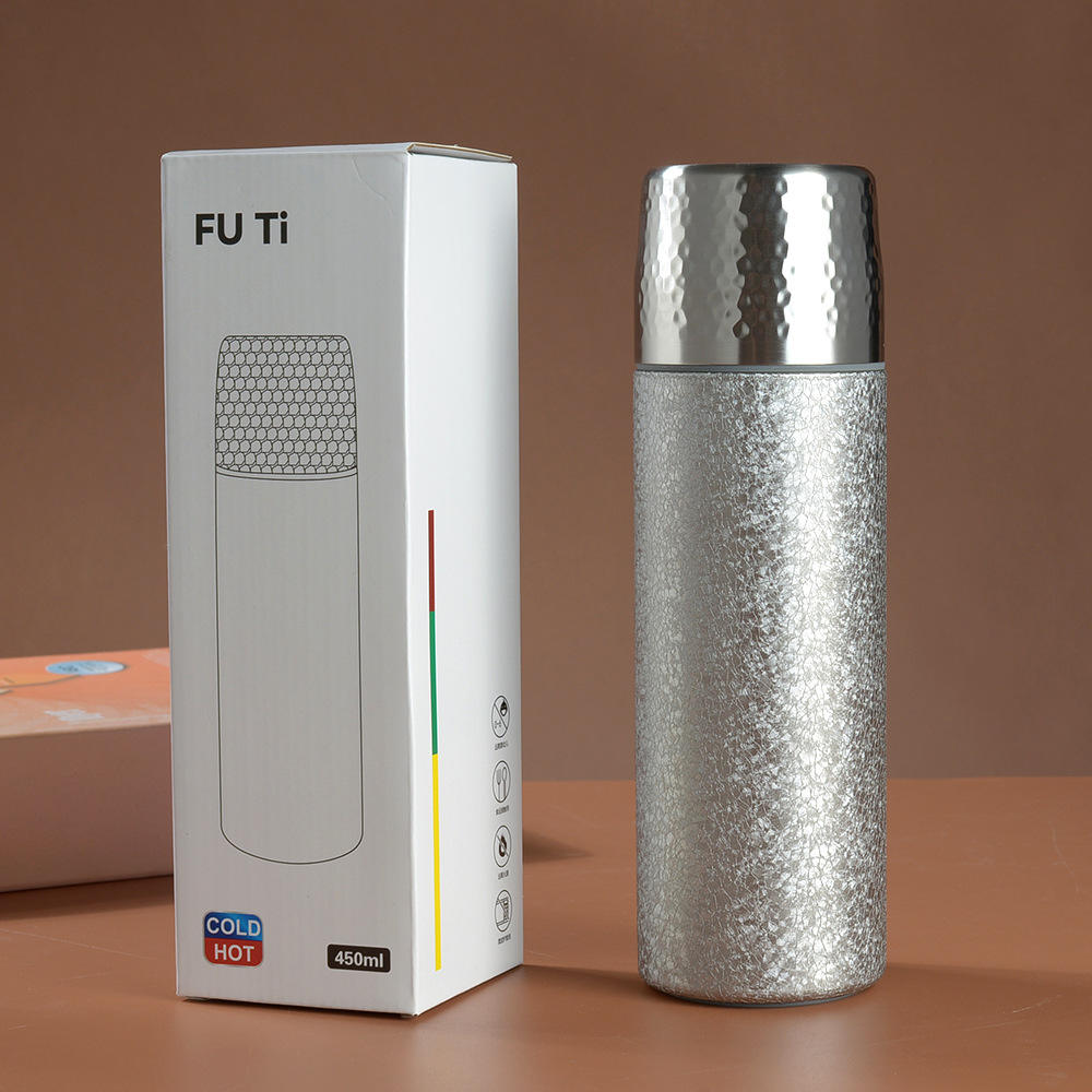 Flocon de neige argenté (emballage en boîte de couleur)