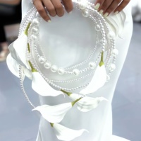 Calla Lelie & Tulpen Waterval Bruidsboeket met Parels, Ambachtelijk Real Touch 2026 Trending Gehydrateerde Latex Groothandel