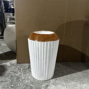 <span class=keywords><strong>Maceta</strong></span> de fibra de vidrio de arenisca blanca con <span class=keywords><strong>madera</strong></span> para jardín, hogar, balcón, decoración, jardineras elegantes para uso en interiores y exteriores - Product Image 6