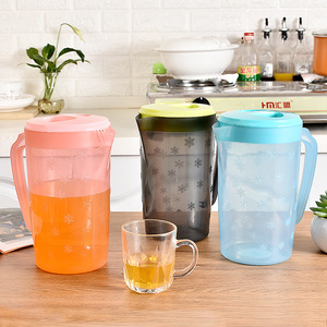 Carafe à eau froide 2,2 L en plastique grande capacité avec infuseur à thé pour jus, lait de soja, tisanes - Product Image 2