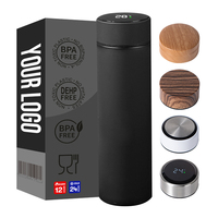 Bouteille d'eau de camping de sport en acier inoxydable à double paroi de 500ml sans BPA isolée sous vide avec LED vente en gros