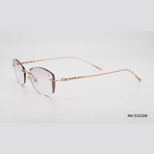 نظارات فاخرة مضادة للضوء الأزرق مع إطار مرصع بالألماس، نظارات مضادة للأشعة فوق البنفسجية للقراءة واستخدام الكمبيوتر، إطارات نظارات بصرية للنساء - Product Image 2