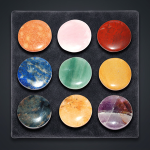 หินปาล์มทรงกลมผสมหิน Aventurine ผลึกบำบัดธรรมชาติขัดเงาศิลปะฮวงจุ้ยเรกิรูปทรงวงกลม - Product Image 3