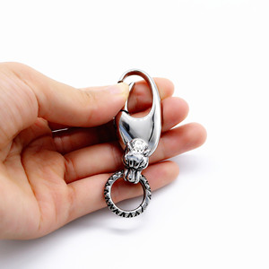 Yunnique – porte-clés tête de loup en acier inoxydable, breloques en forme d'animal, accessoire cadeau unisexe - Product Image 3