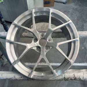 Pengzhen ล้อรถปลอมแปลงสำหรับขาย5X112 5 5X120 5X114.3สีเงินลายต้นสน19 20 21นิ้ว - Product Image 3