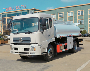 Camion-citerne à carburant de 10 000 litres à prix réduit avec distributeur de ravitaillement mobile à vendre - Product Image 5