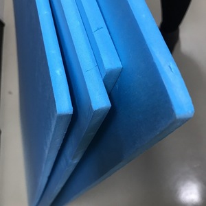 Panneau XPS d'isolation thermique ignifuge B1 pour système de murs et de toitures extérieurs, épaisseur 50 mm - Product Image 2