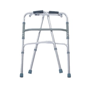 Déambulateur en alliage d'aluminium réglable en hauteur pour personnes âgées, pliable en un clic RQ 80 - Product Image 3