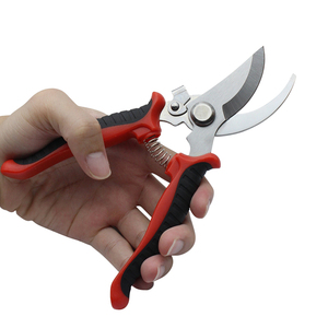 Vente en gros <span class=keywords><strong>de</strong></span> sécateurs professionnels puissants 2 pièces <span class=keywords><strong>outils</strong></span> <span class=keywords><strong>de</strong></span> <span class=keywords><strong>jardinage</strong></span> <span class=keywords><strong>de</strong></span> qualité bricolage pour la cueillette et l'<span class=keywords><strong>entretien</strong></span> des vergers - Product Image 4