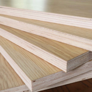 Piso de Madera de Roble Blanco Sólido de Alta Calidad, Contrachapado Revestido con Chapa de Madera - Contrachapado con Chapa PS, Superficie Plana Lijada por Ambos Lados - Product Image 1