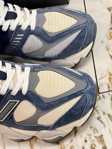 Zapatillas de running clásicas de alta calidad para hombre, modelo 9060, con plataforma antideslizante, transpirables y cómodas, con parte superior de gamuza. - Product Image 3