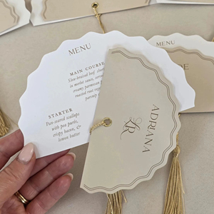 Tarjeta de Menú Personalizada con Borde Bicolor, Borla a Juego, Minimalista, Romántica, Año Nuevo, Papel con Barnizado Mate, Hecha a Mano, FineDining - Product Image 2