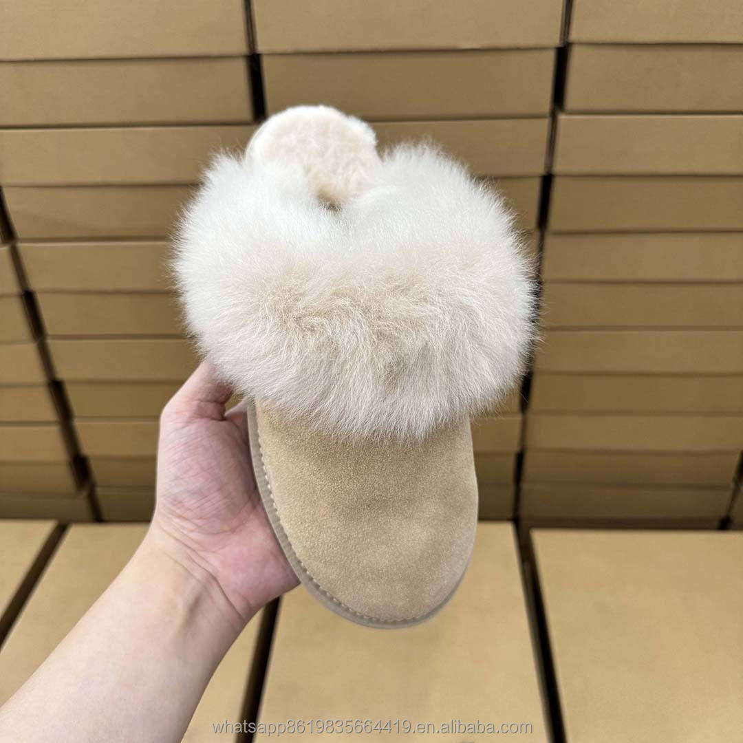 สีน้ำตาลอ่อน