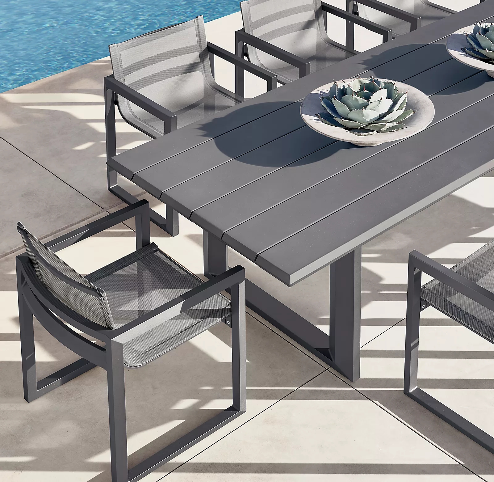 Aluminum casting outdoor garden furniture luxury patio dinning table set