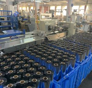 ริบบิ้นถ่ายโอนความร้อน 110 มม.*300 ม. ชนิดแว็กซ์เรซิ่น LC201 พิมพ์คมชัด/ติดทนนาน ใช้ได้กับเครื่องพิมพ์ <span class=keywords><strong>Sato</strong></span>, TSC, Brady - Product Image 6