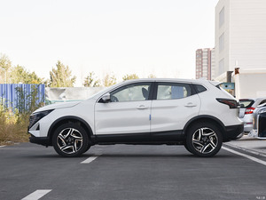 Vente en gros populaire 2023 Nissan QASHQAI 5 places 5 portes Nouveau SUV à essence 2.0L CVT Edition Véhicules à carburant SUV compact à vendre - Product Image 2