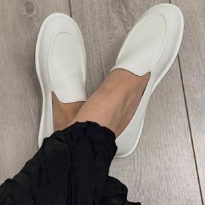 Minimalist Style Leather Flat <b>Shoes</b> with One Foot Design for Comfortable Commuting and Lazy Women's <b>Shoes</b> - Product Image 6