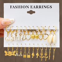 KISSWIFE Juego de Aretes de Aro Colgantes con Perlas en Color Dorado, Aretes Grandes de Metal con Círculo Hueco para Mujer, Joyería de Moda Chapada en Oro