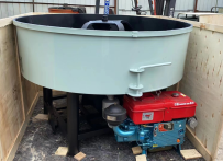 ディーゼルエンジンコンクリートパン混合機垂直スタンドフラット口セメントミキサー建設用フラット口コンクリートミキサー - Product Image 2