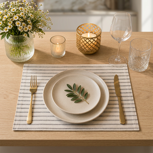 Set de table en lin de qualité supérieure |   Set de table tissé rayé gris et beige |   Set de table en tissu réutilisable minimaliste pour la maison et les restaurants - Product Image 3