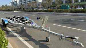 HOIRO ヘビーデューティー 27フィート 2軸 ATM3500KG アルミボートトレーラー（木製バンク付き、24～26フィートボート用） - Product Image 6